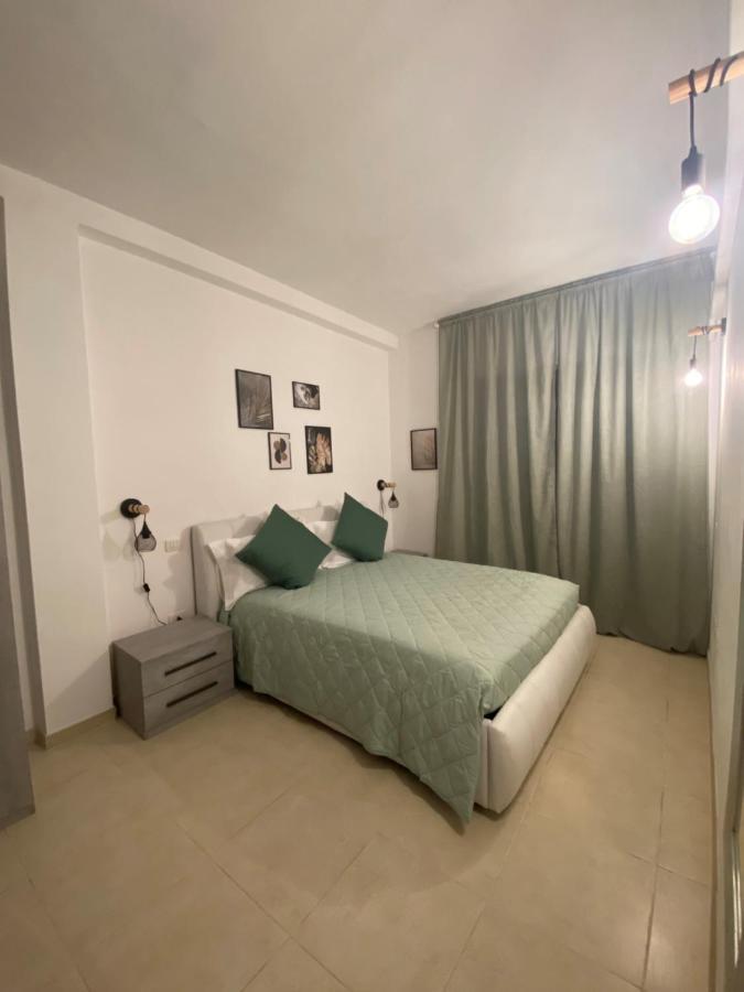 Civico 107 - Apartment With Private Parking Quartu Sant'Elena Exterior photo